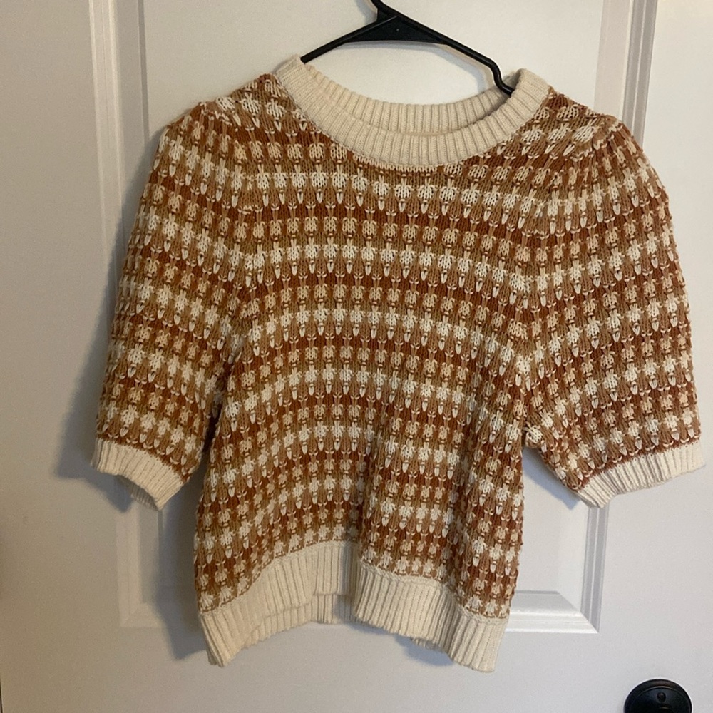 Universal Thread Short Sleeve Sweater